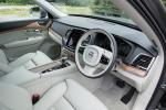 Volvo XC90 D5 Momentum 2015 года (UK)